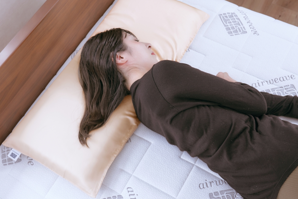 airweave pillow slim “みな実のまくら” | airweave（エアウィーヴ ...